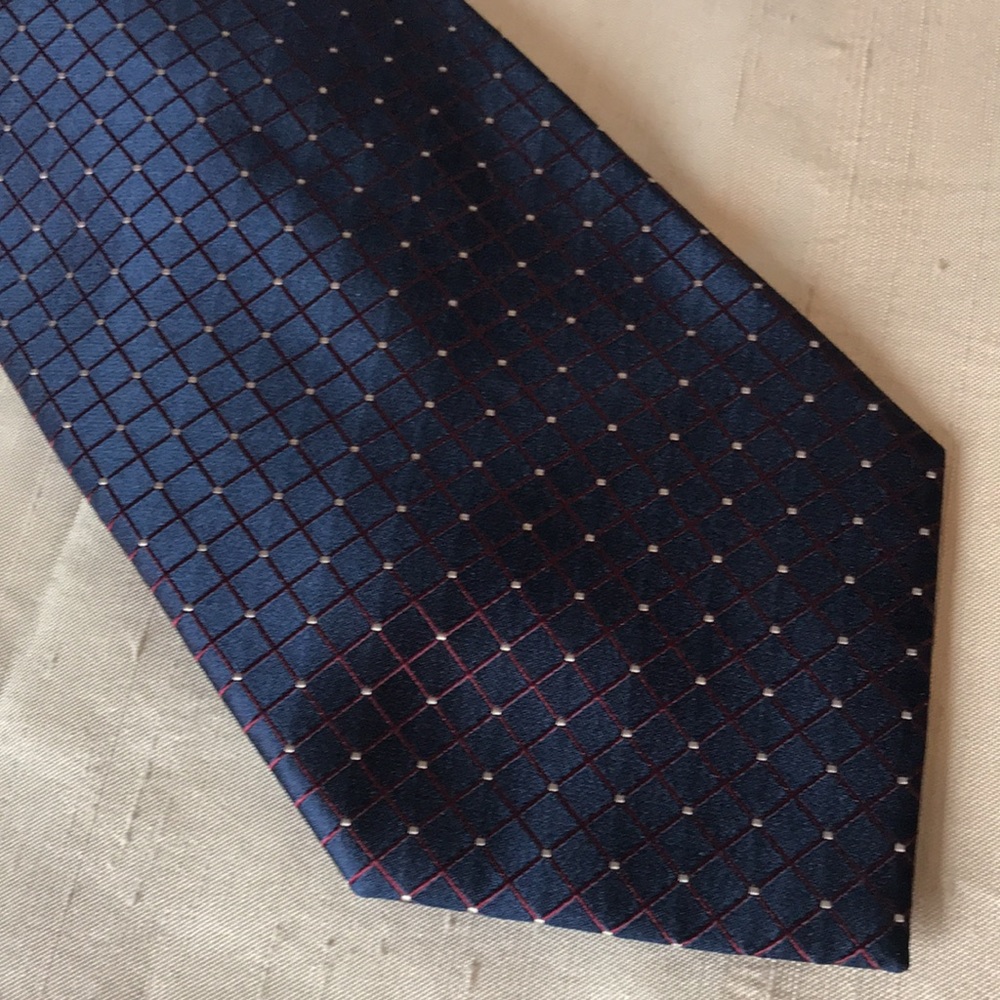 Gasparo hand made Silk tie
